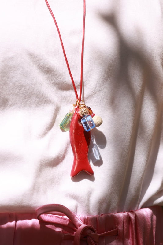 Керамічний кулон ручної роботи у формі риби