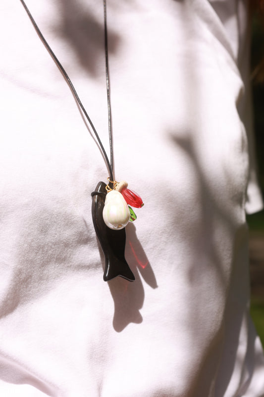 Керамічний кулон ручної роботи у формі риби