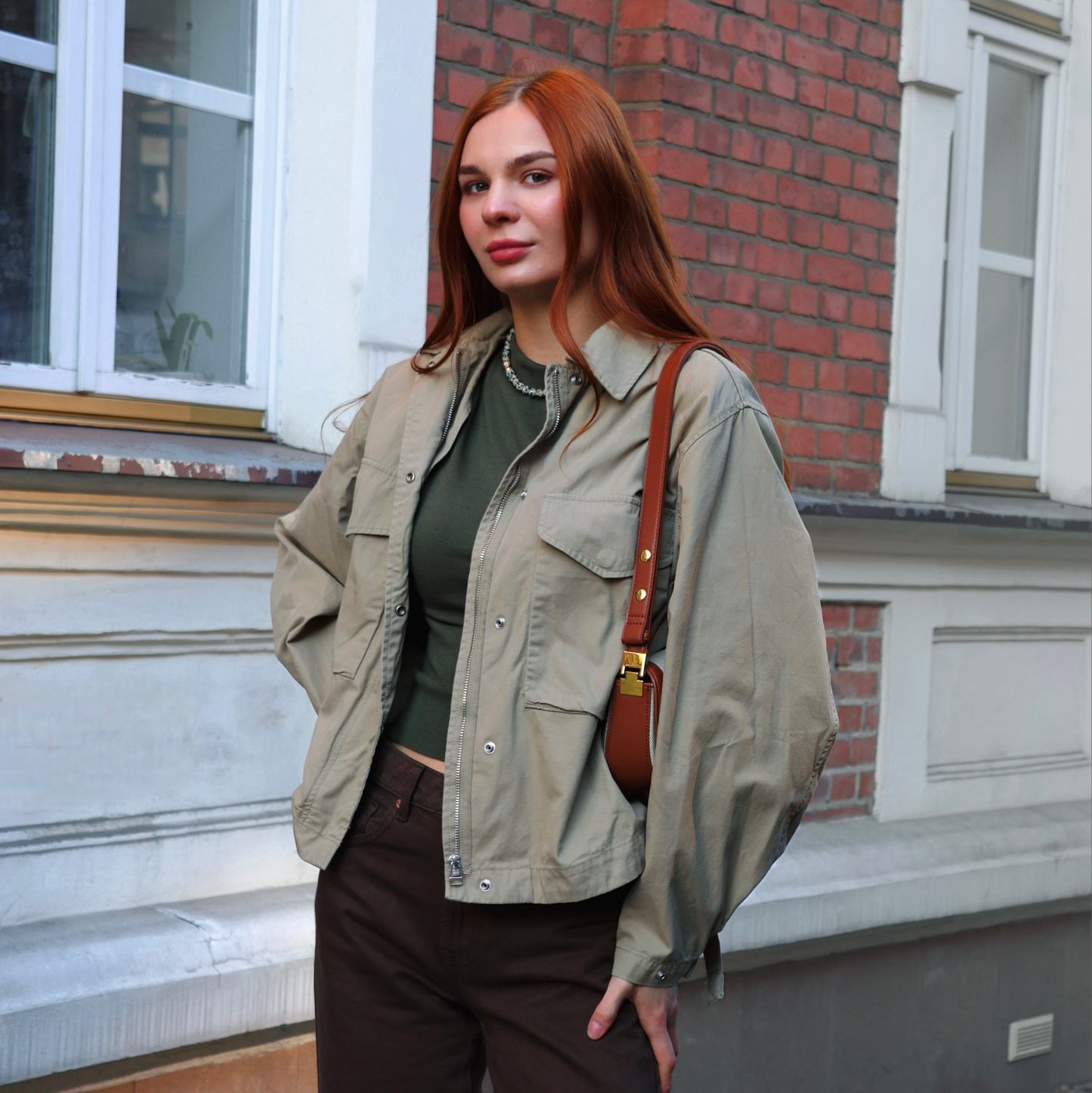 Намисто з далматинського яшму та позолоченої лави