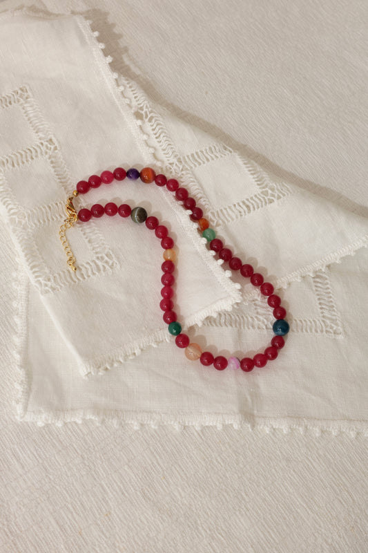 Жадеїтове кольє зі змішаними намистинами