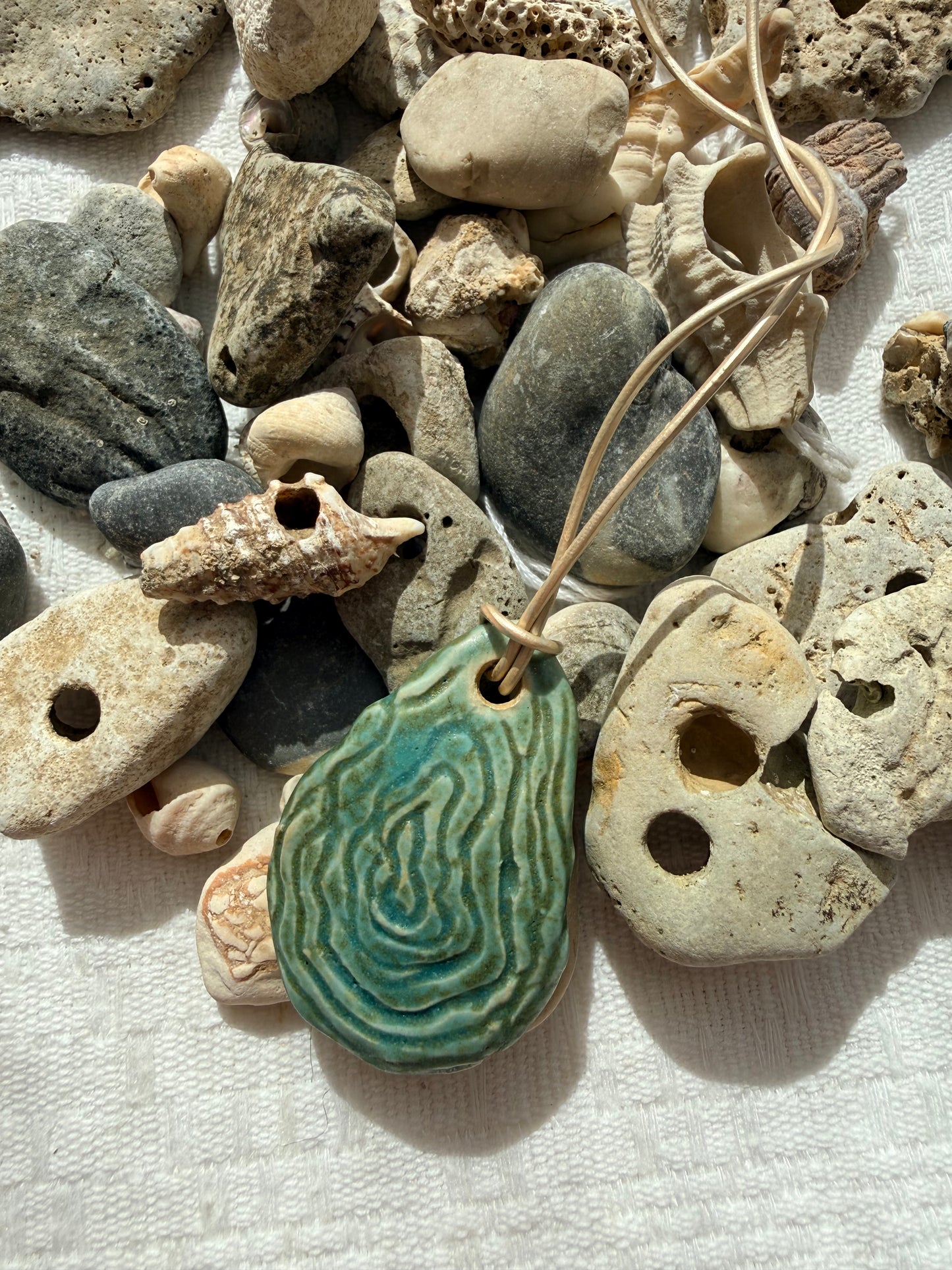 Naszyjnik Mare – ceramiczna muszla