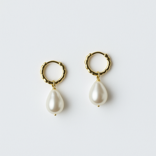 Сережки з Shell Pearl з позолоченою основою