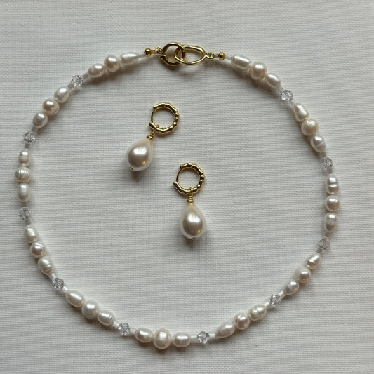 Намисто з натуральних перлів, чеського кришталю та японських намистин