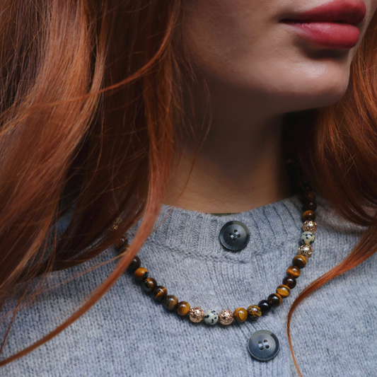 Намисто з соколиного й тигрового ока, яшми та позолоченої лави