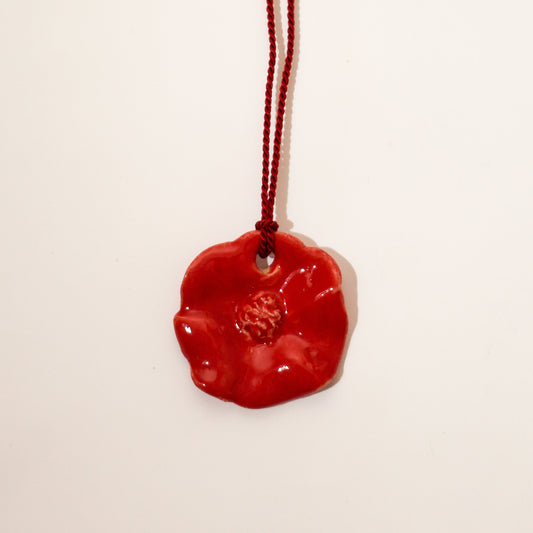 Czerwona ceramiczna zawieszka w kształcie maku – FLORAL Mak Cherry