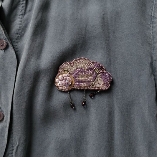 Broszka "Liliowa Chmura"